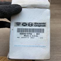 6000619752 001 6000619752  Oil filter cover Fiat Talento
