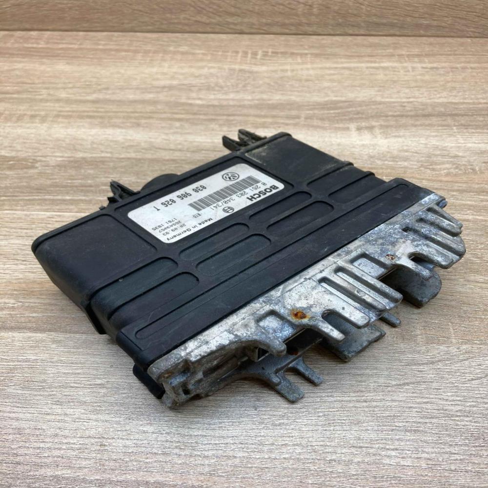 030906026T 0261203340  Engine control unit/module ECU Seat Ibiza II (6k)