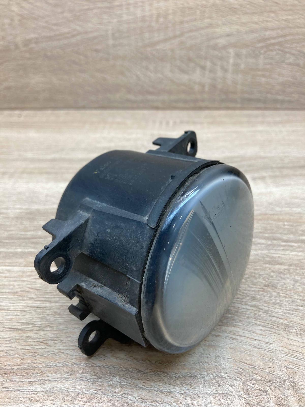 9650001680   Front fog light Citroen C4 II