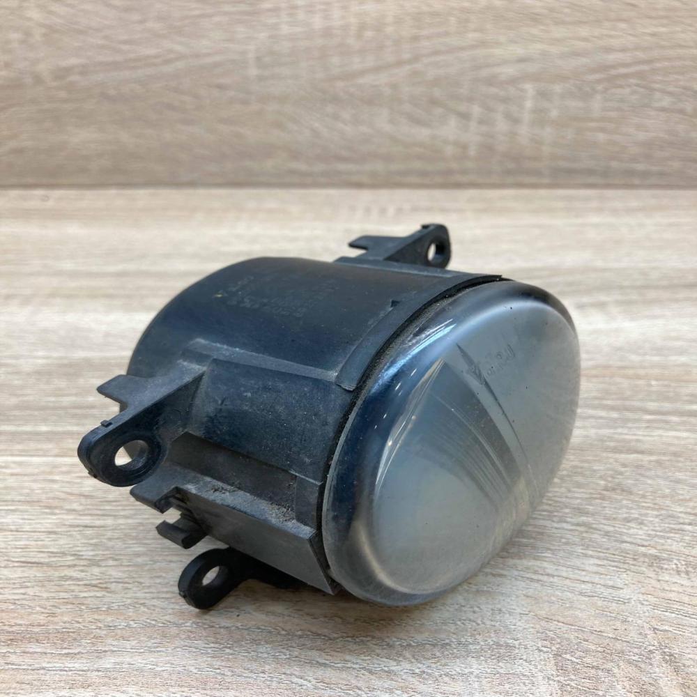 9650001680   Front fog light Citroen C4 II