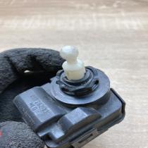 007282 007282 13  Headlight level adjustment motor Audi A6 S6 C4 4A