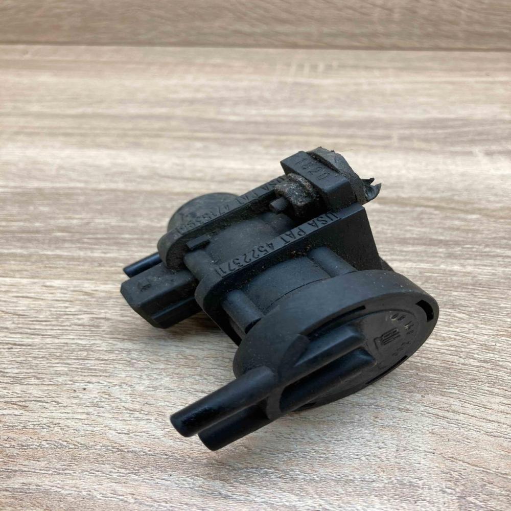 09158200 4534375  Turbo solenoid valve Opel Zafira A