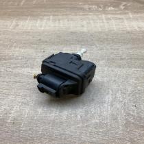 007282 007282 13  Headlight level adjustment motor Audi A6 S6 C4 4A