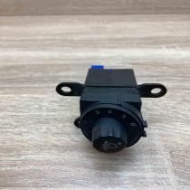 M30424   Headlight level height control switch Honda Civic