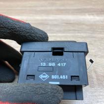 1398417 501 451  Light switch Volvo 850