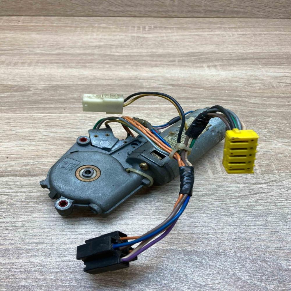 ZH00176780 0176780  Front door window regulator motor Renault Laguna I