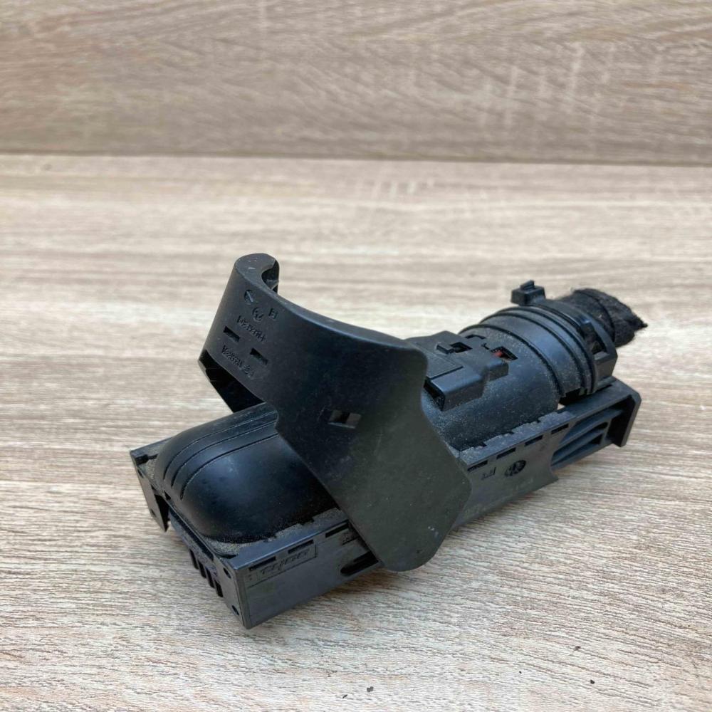 3 1432797 6 1482797  Plug wire BMW 5 E60 E61