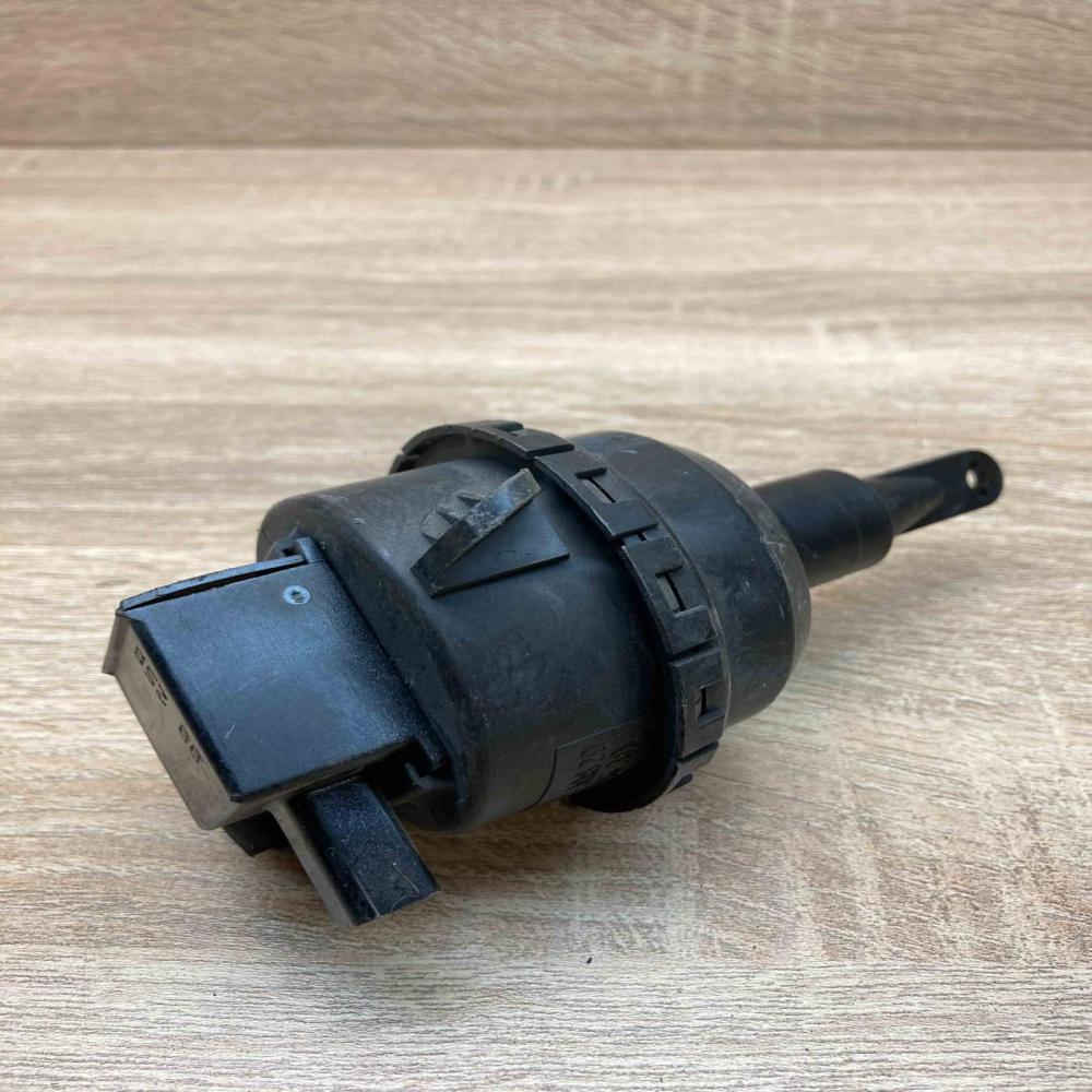 90586302 2J700 30820  Turbo solenoid valve Opel Vectra B