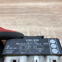 9442934 899251000  Coolant fan relay Volvo S70  V70  V70 XC