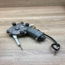 467115 774 30012 31  Front door electric window regulator Volvo 440