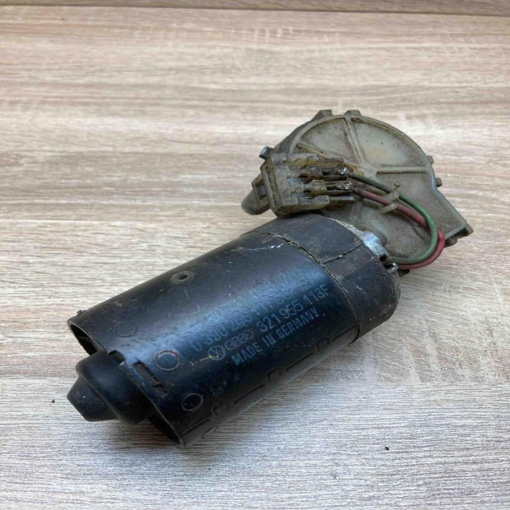 321955113F 0390246117  Wiper motor Volkswagen PASSAT B2