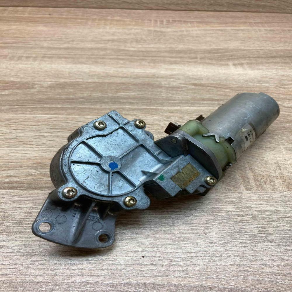 0130002487 198387 101 Seat Seat adjustment motor Audi A6 S6 C5 4B