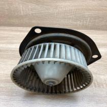 162500 3040   Heater fan/blower Mitsubishi Space Wagon