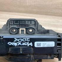 6G9T 13N064 CK 6G9T 14A664 BE  Wiper turn signal indicator stalk/switch Ford Mon