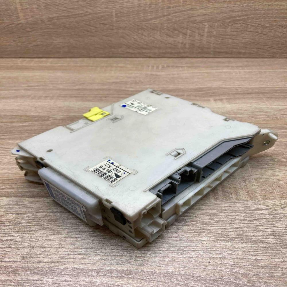 82730 53050 82672 53060  Fuse module Lexus IS 220D-250-350
