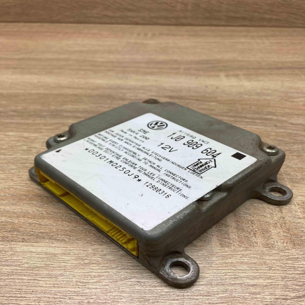 1J0909604 5WK4200  Airbag control unit/module Volkswagen PASSAT B5
