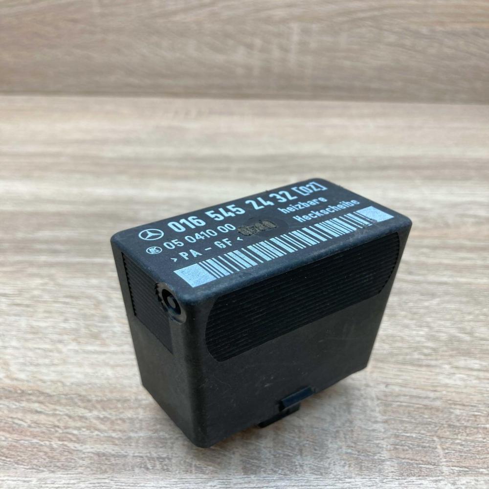 0165452432 05041000  Coolant fan relay Mercedes-Benz Vito Viano W638