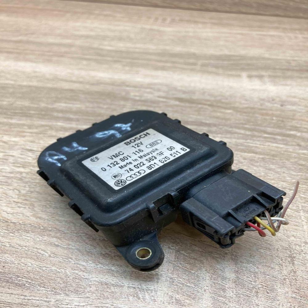 8D1820511B 0132801116  Air flap motor/actuator Audi A4 S4 B5 8D