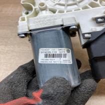 1K0959703P 973624 106  Rear door window regulator motor Volkswagen Golf V