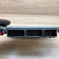 HOM8200039569 8200166362  Engine control unit/module ECU Renault Scenic I