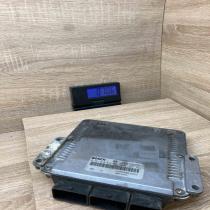 HOM8200039569 8200166362  Engine control unit/module ECU Renault Scenic I