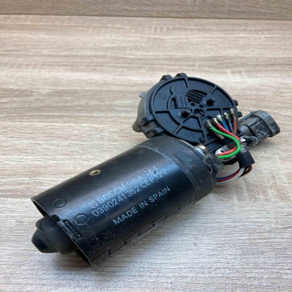 0390241352   Wiper motor Renault Scenic I