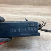 09131668 968566 1  Fuse module Opel Zafira A