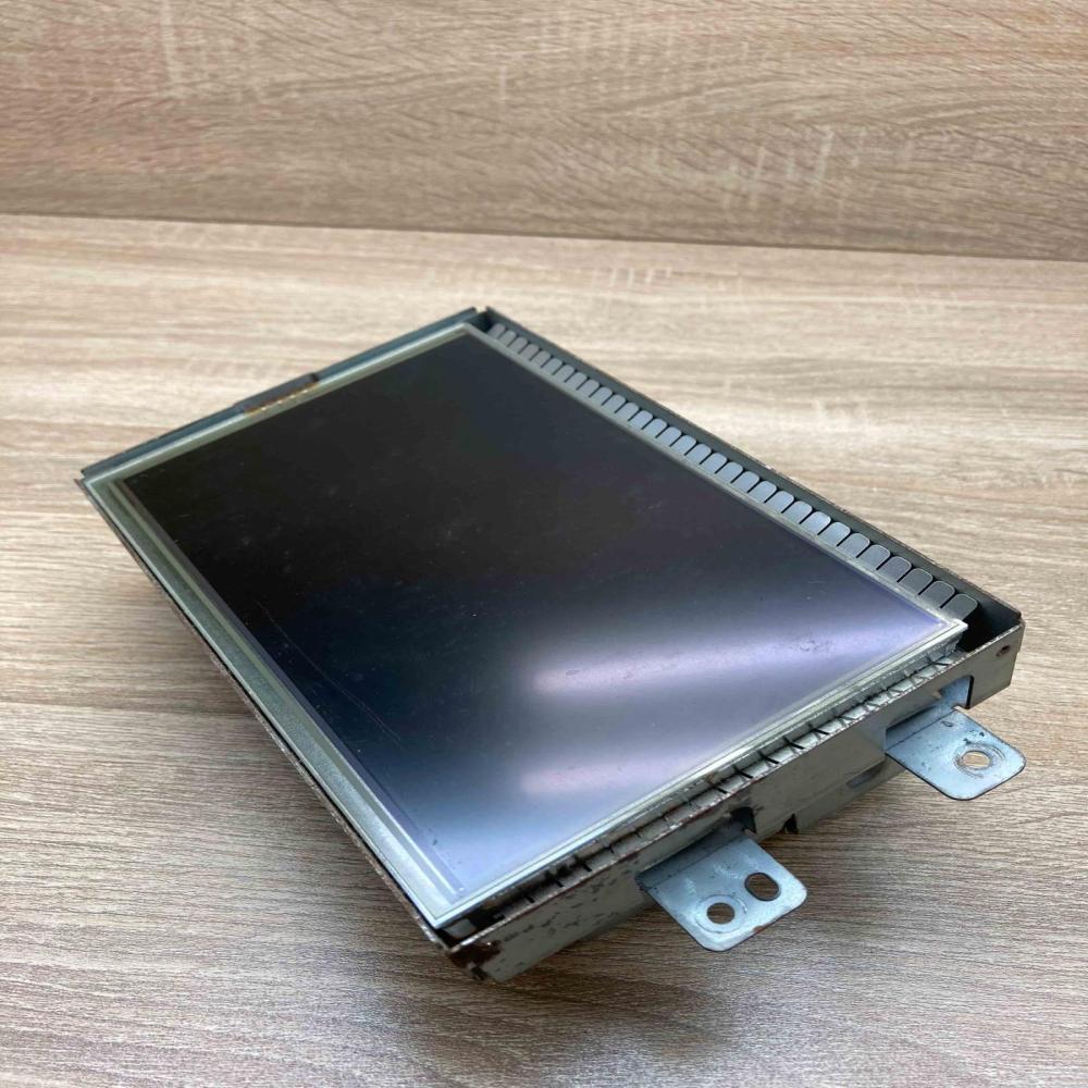 BJ32 14F667 BG 7612052076  Screen/display/small screen Land Rover Evoque I