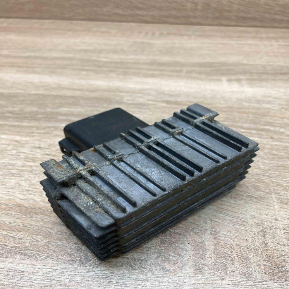 09132691 51299008 Used Glow plug pre-heat relay Opel Vectra C