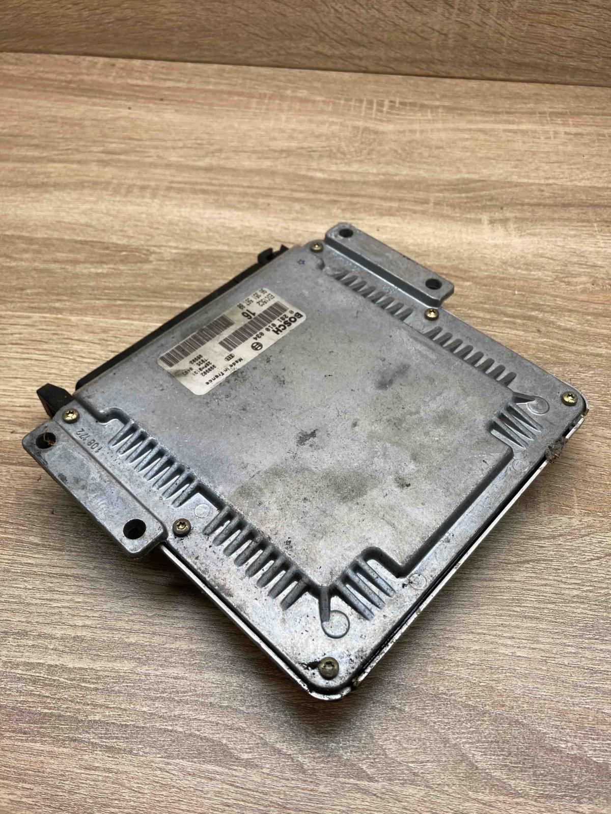 9635156780 0281010034  Engine control unit/module ECU Citroen Xantia