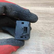 8368974   Electric window control switch BMW 7 E38