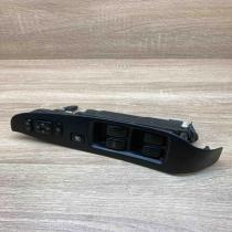 83071AE020   Electric window control switch Subaru Legacy