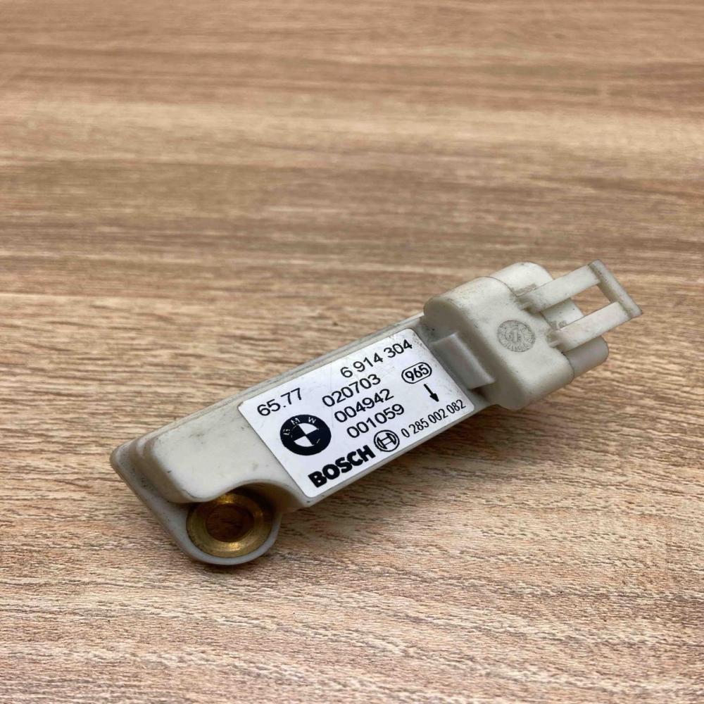 6914304 0285002082 Main Airbag deployment crash/impact sensor Mini One - Cooper