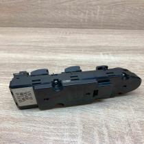 6951925   Electric window control switch BMW 5 E60 E61