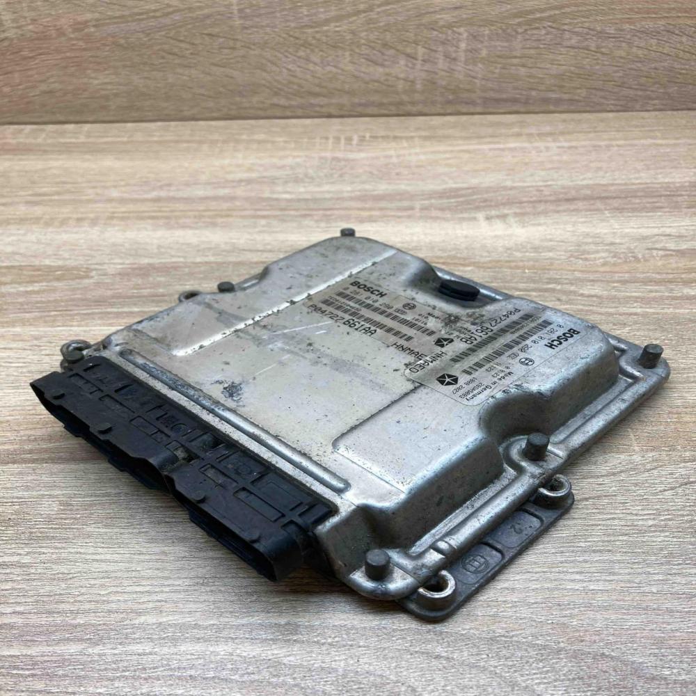 P04727661AA 0281010290  Engine control unit/module ECU Chrysler Voyager