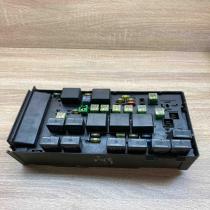 05269988AA   Fuse module Chrysler 300 - 300C