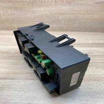 05269988AA   Fuse module Chrysler 300 - 300C