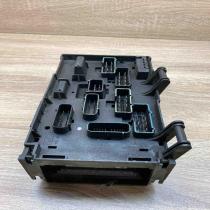 05144509AB   Fuse module Chrysler Voyager