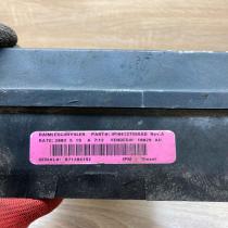 04727558AD   Fuse module Chrysler Voyager