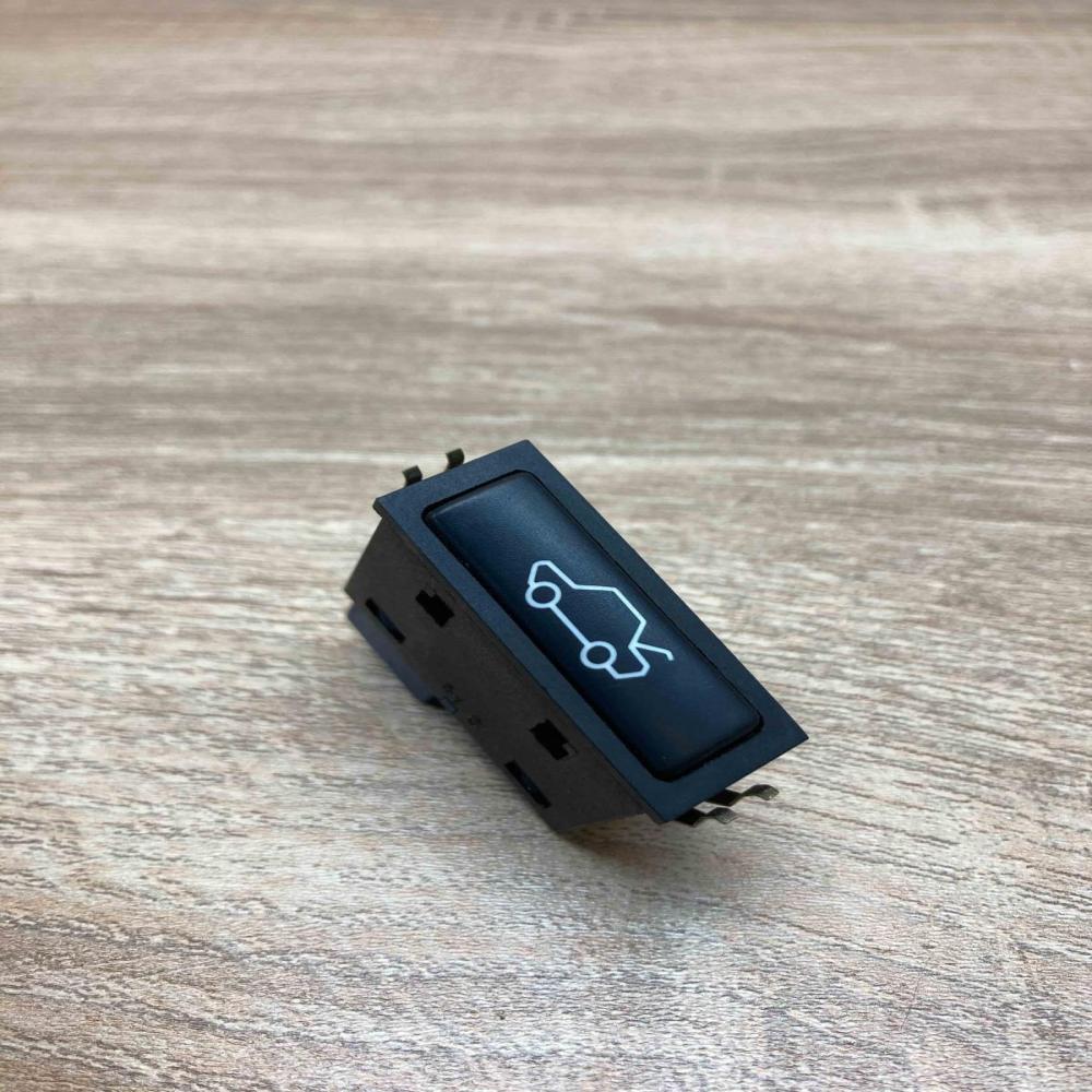 8365579   Tailgate/boot open switch button BMW X5 E53