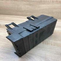 05144509AB   Fuse module Chrysler Voyager