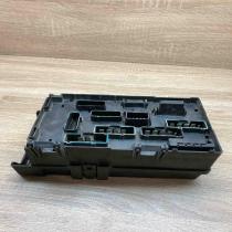 05144509AB   Fuse module Chrysler Voyager