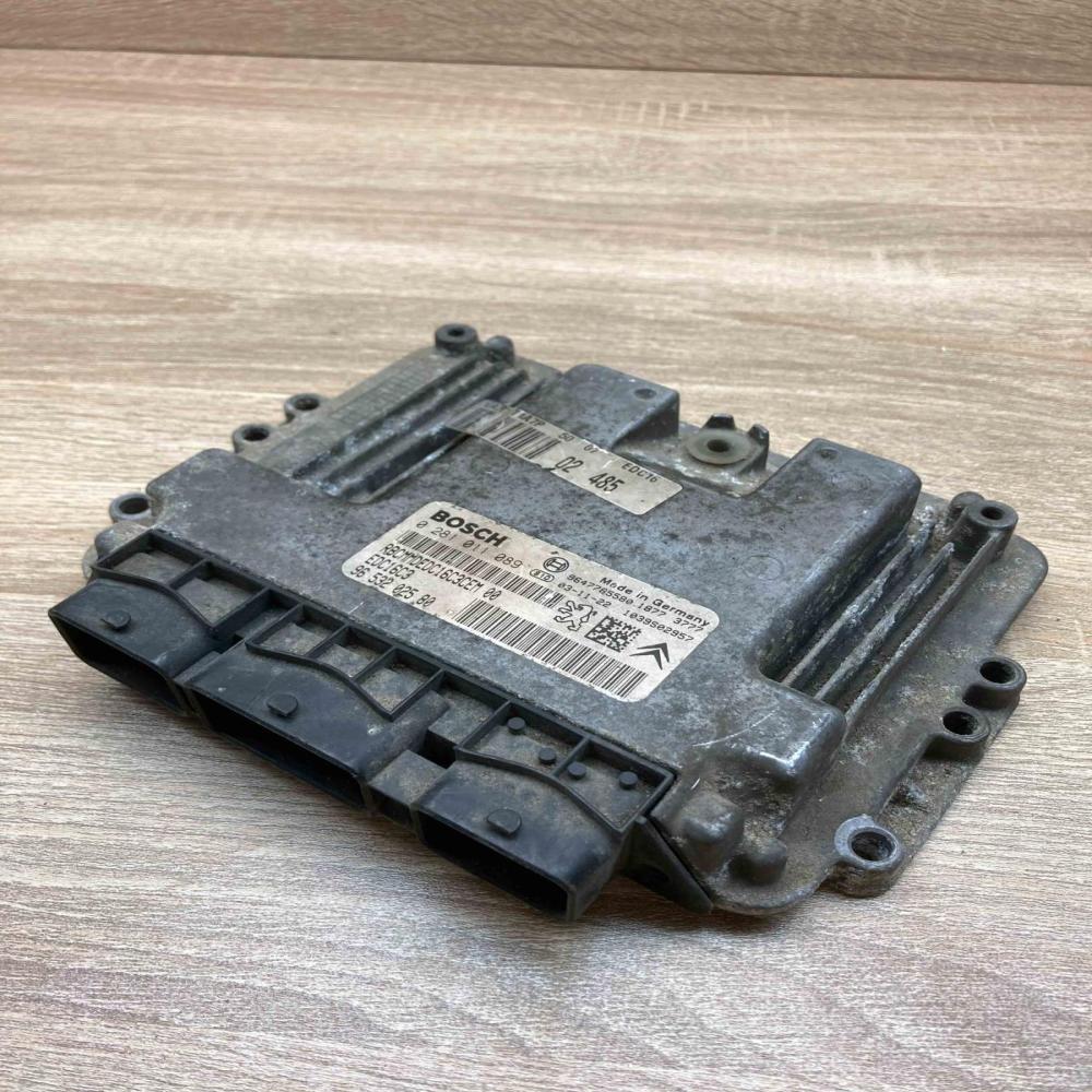 9653202580 0281011089  Engine control unit/module ECU Peugeot 206
