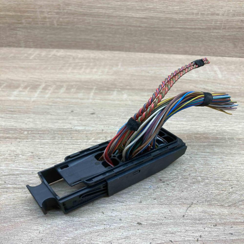 7796786 7787213  Plug wire BMW 5 E60 E61
