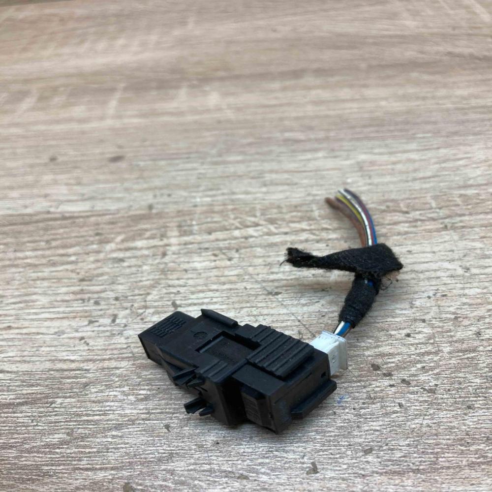 9 1468896 2   Brake pedal sensor switch BMW 3 E90 E91