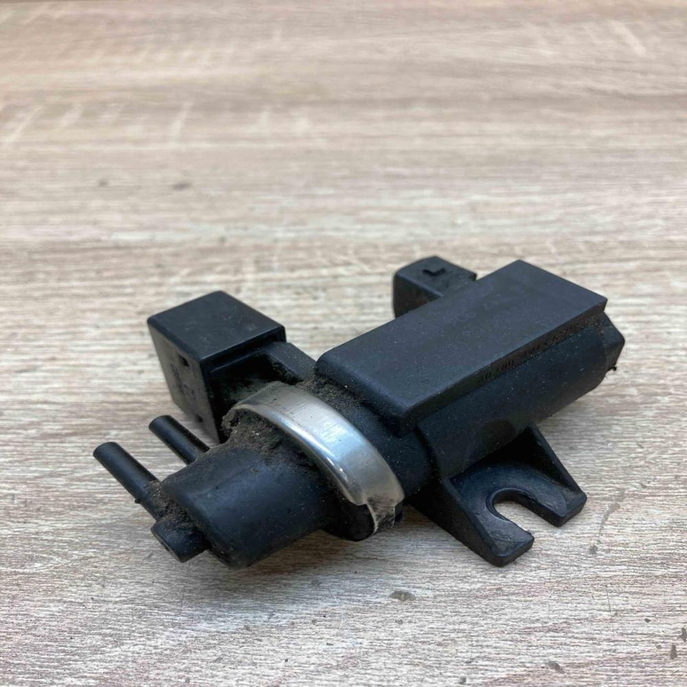2247906 7 22796 00  Turbo solenoid valve BMW 5 E60 E61