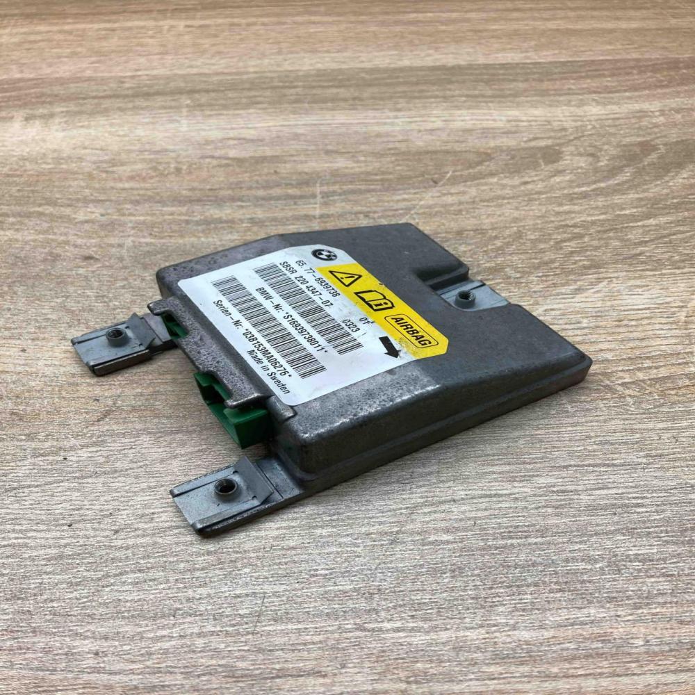 6939738 2204347 07  Airbag control unit/module BMW 5 E60 E61