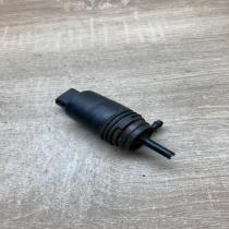 8377612   Windscreen/windshield washer pump BMW 5 E39