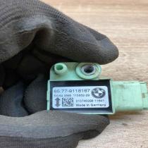 9118167 5WK43865  Airbag deployment crash/impact sensor BMW 5 E60 E61