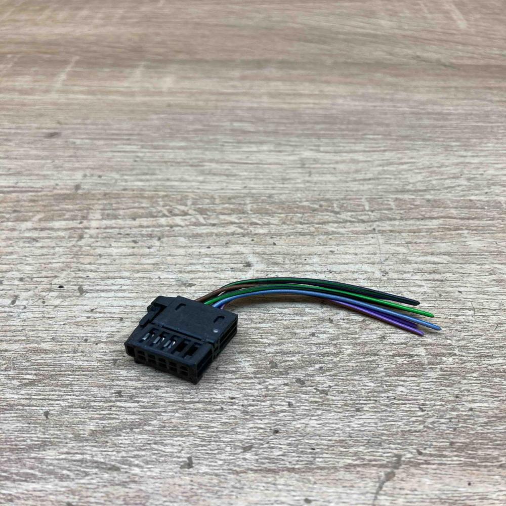 6R0972930   Plug wire Volkswagen Golf VII